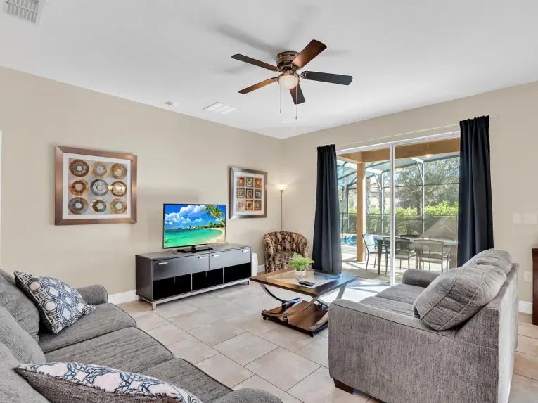 Solterra (34395) 6-bedroom Villa in Davenport