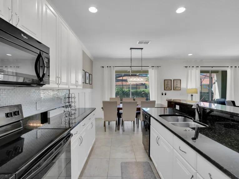 Solterra (24419) 6-bedroom Villa in Davenport