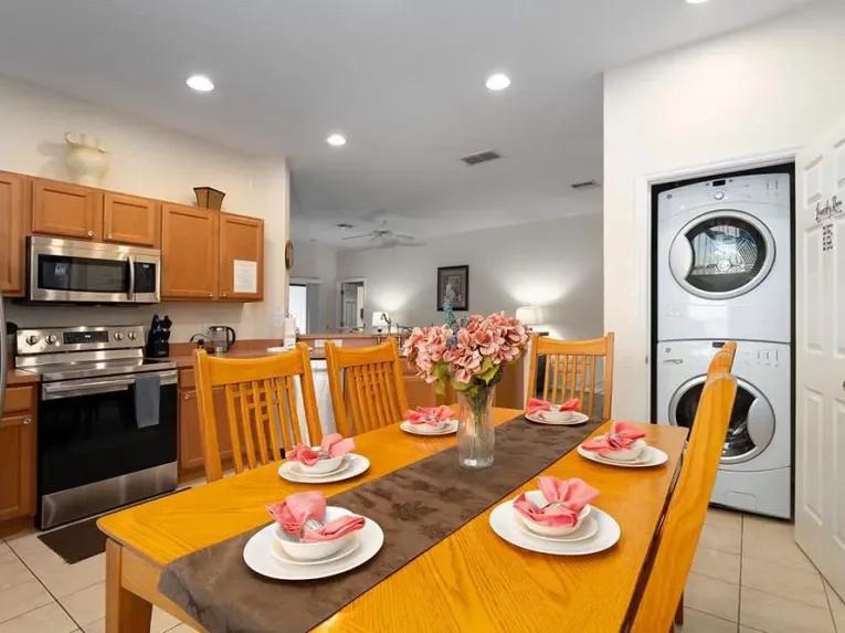 High Grove (29680) 4-bedroom Villa in Clermont