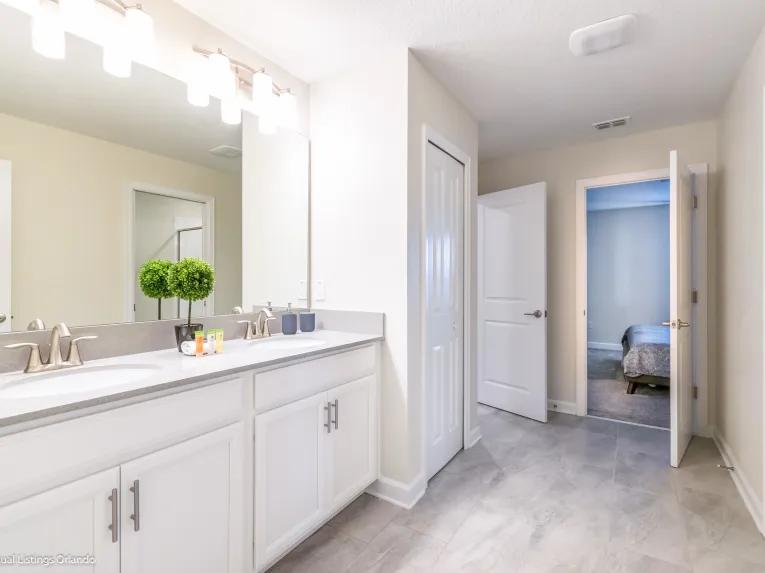 Storey Lake (26055) 9-bedroom Villa in Kissimmee