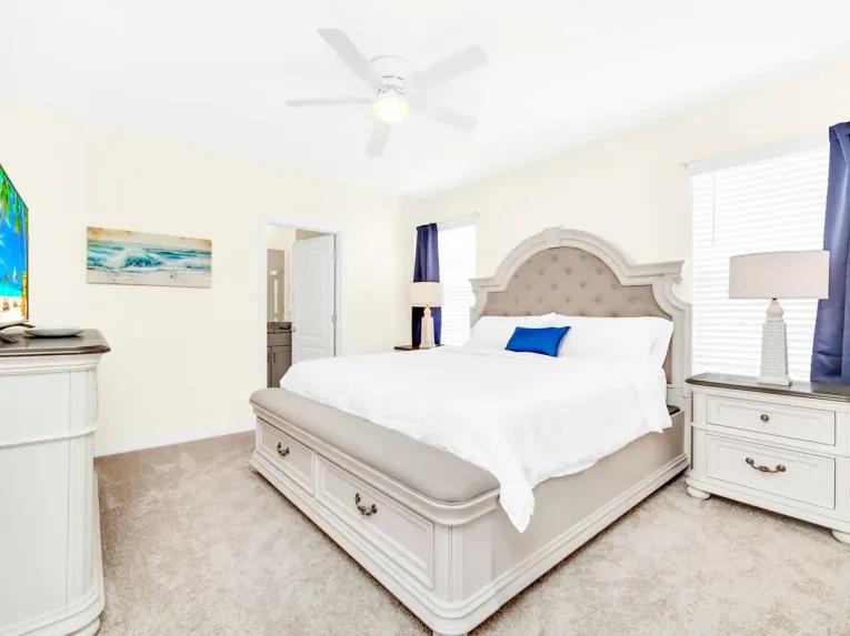 Solterra (7374) 7-bedroom Villa in Davenport