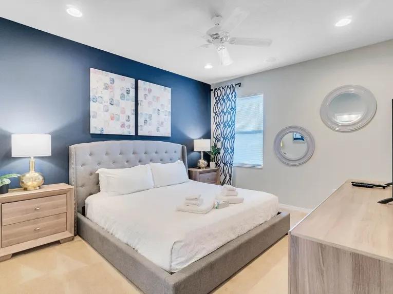 Solterra (24943) 9-bedroom Villa in Davenport