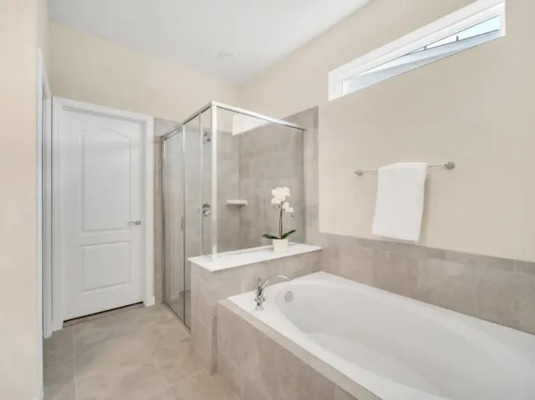 Solterra (6139) 5-bedroom Villa in Davenport