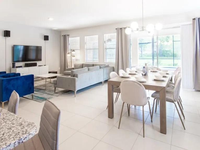 Solterra (5891) 6-bedroom Villa in Davenport