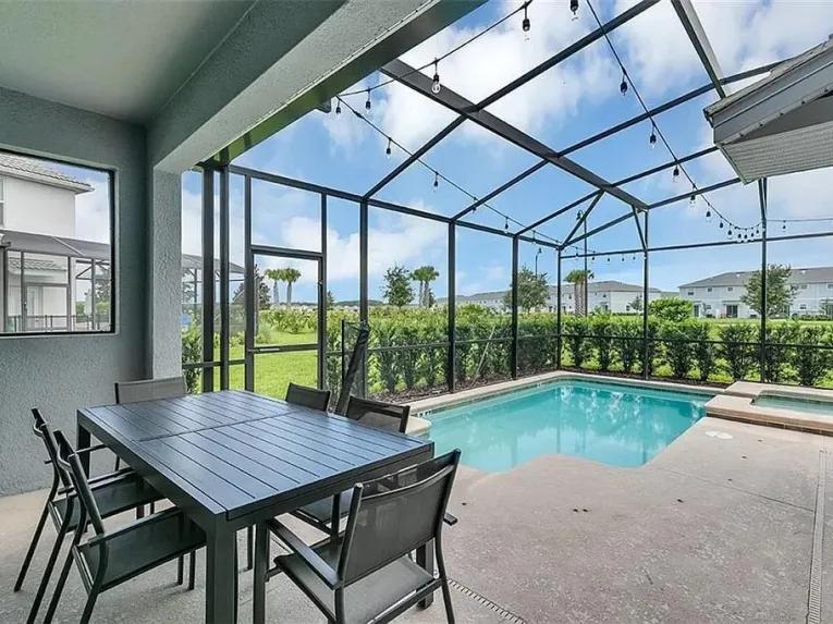 Storey Lake (5985) 5-bedroom Villa in Kissimmee