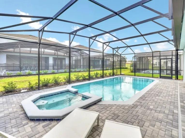Windsor Island (6990) 10-bedroom Villa in Davenport