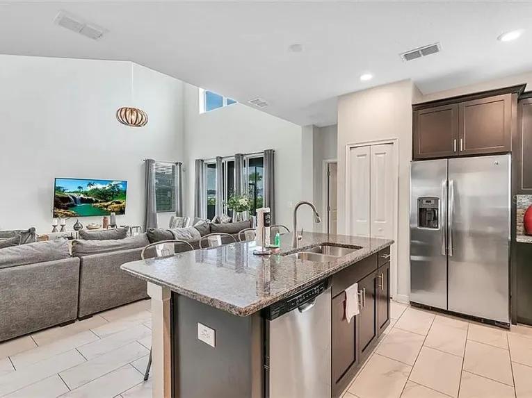 Storey Lake (5985) 5-bedroom Villa in Kissimmee