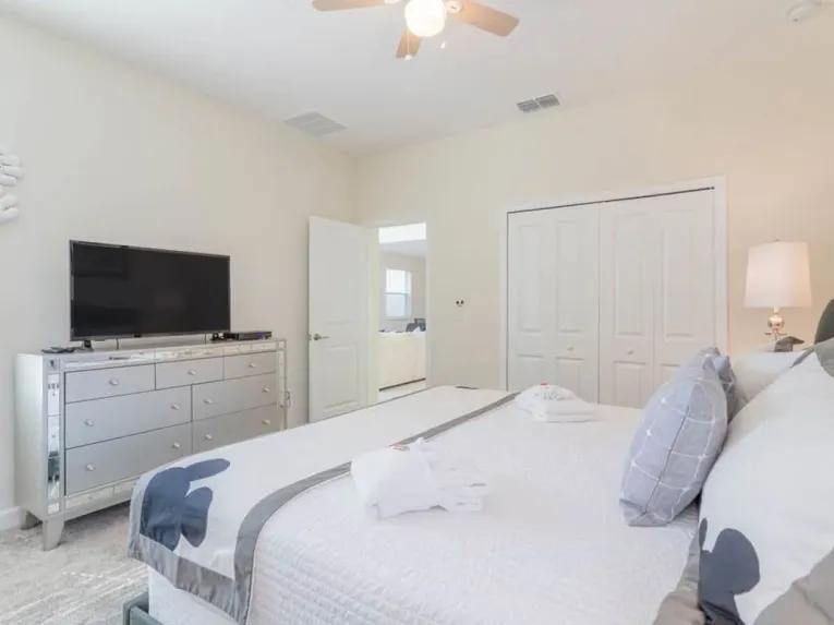 ChampionsGate (5722) 5-bedroom Villa in Davenport