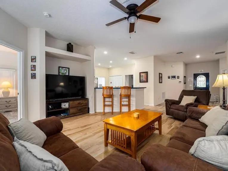 High Grove (29683) 4-bedroom Villa in Clermont