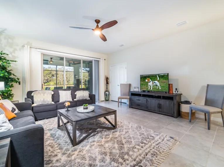 Solterra (5833) 6-bedroom Villa in Davenport