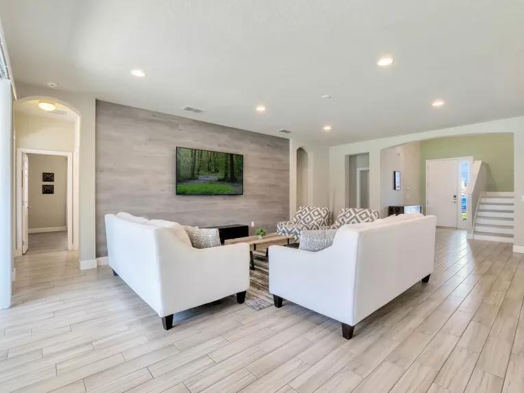 Solterra (7744) 9-bedroom Villa in Davenport