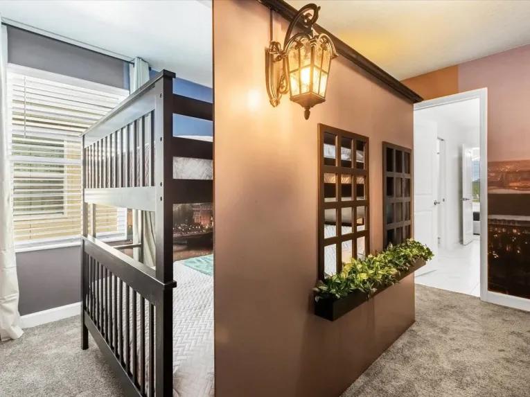 Storey Lake (24909) 9-bedroom Villa in Kissimmee