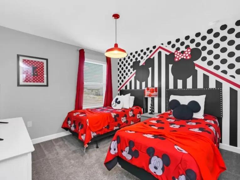 Storey Lake (24206) 6-bedroom Villa in Kissimmee