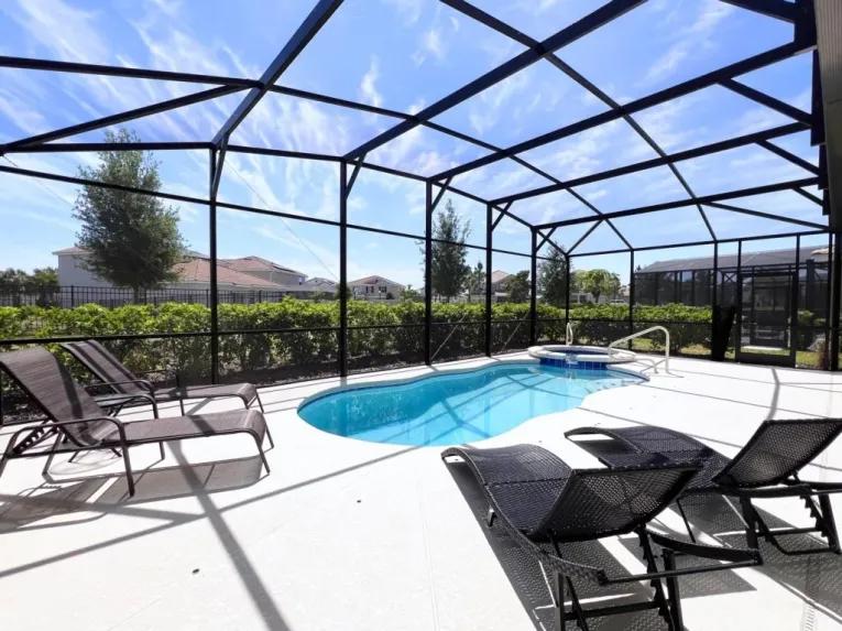 Solterra (24400) 5-bedroom Villa in Davenport