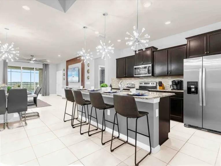 Windsor Island (24912) 7-bedroom Villa in Davenport