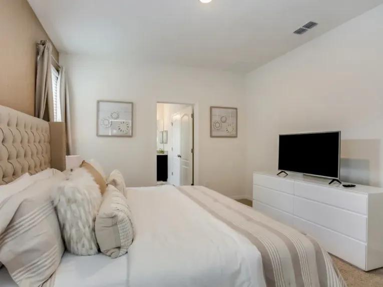 Solterra (3031) 6-bedroom Villa in Davenport