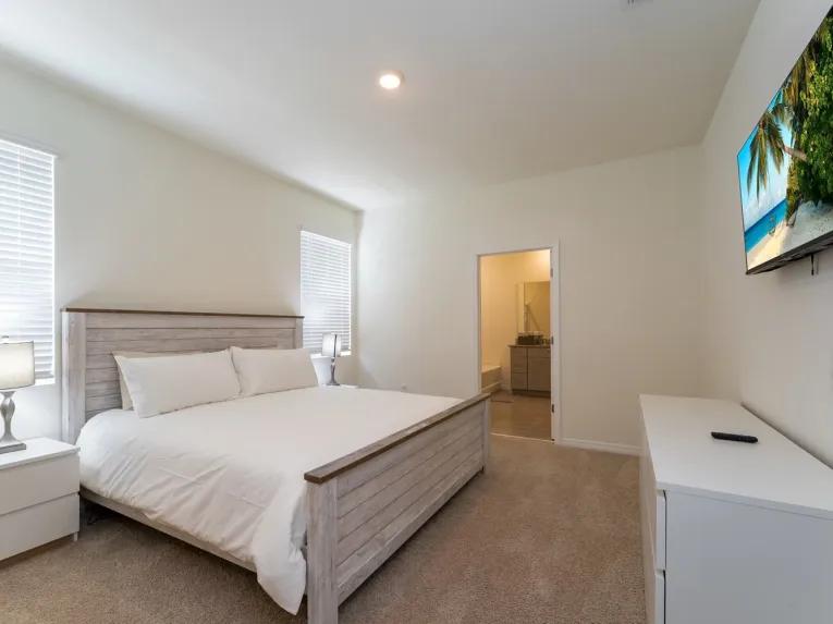 Solterra (7343) 6-bedroom Villa in Davenport