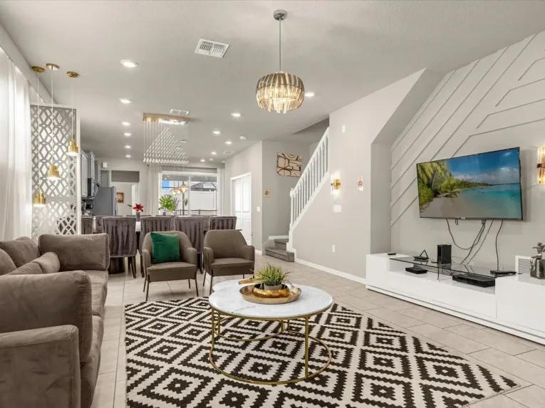 Windsor Island (24905) 5-bedroom Villa in Davenport