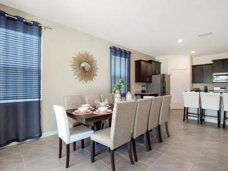 Solterra (24945) 7-bedroom Villa in Davenport