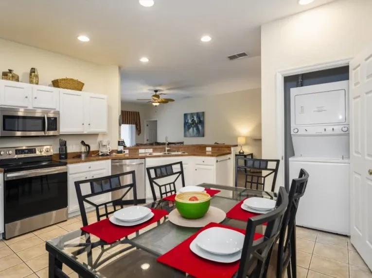 High Grove (29684) 4-bedroom Villa in Clermont