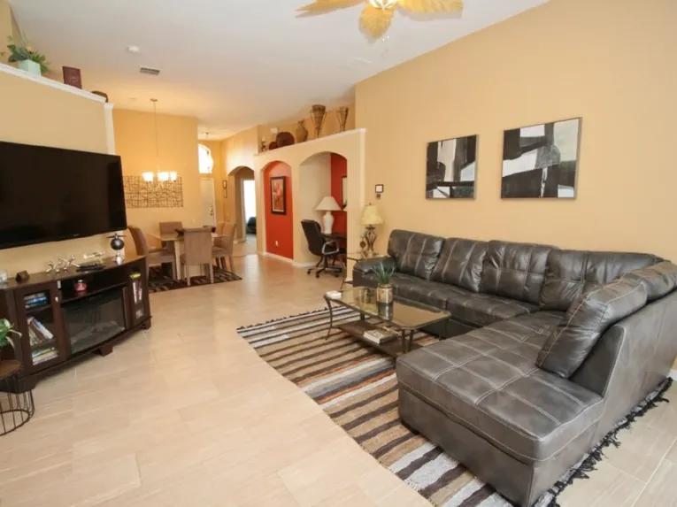 Windsor Palms (34645) 4-bedroom Villa in Kissimmee