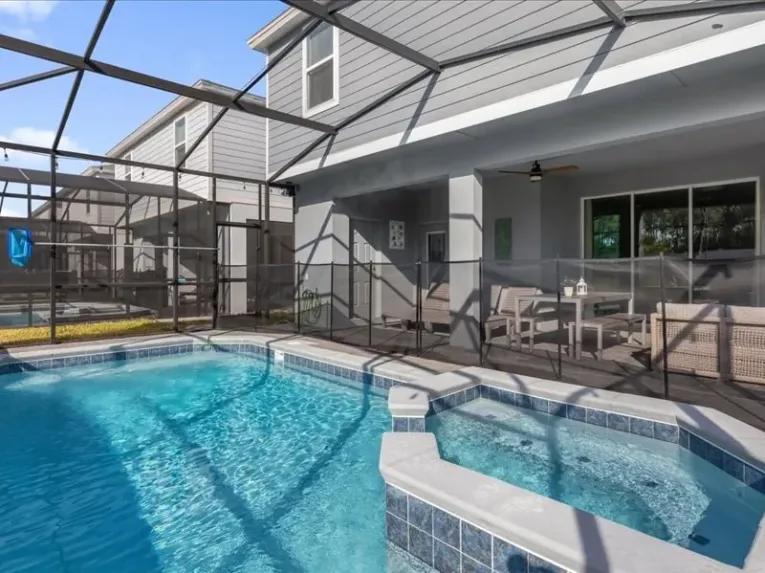 Windsor Island (29869) 7-bedroom Villa in Davenport