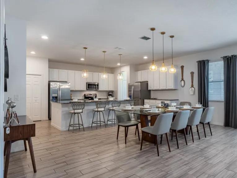 Solterra (7729) 11-bedroom Villa in Davenport