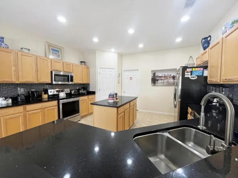 High Grove (29915) 4-bedroom Villa in Davenport