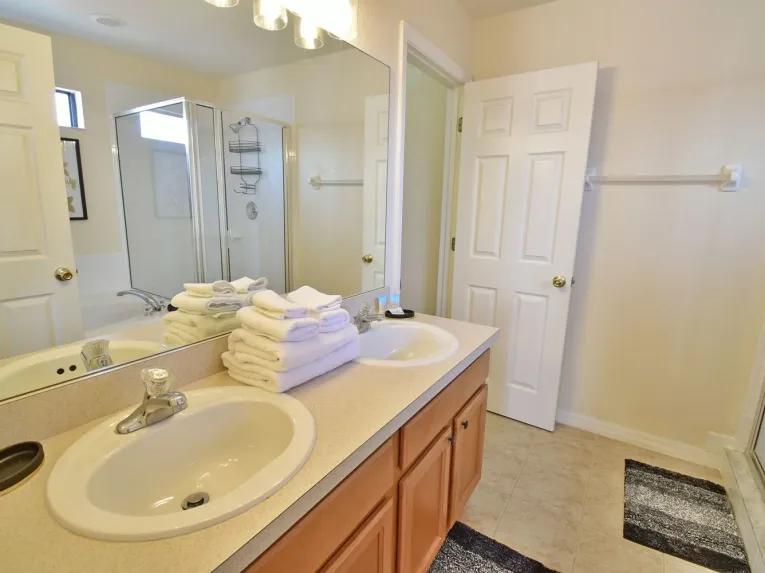 High Grove (5801) 4-bedroom Villa in Clermont