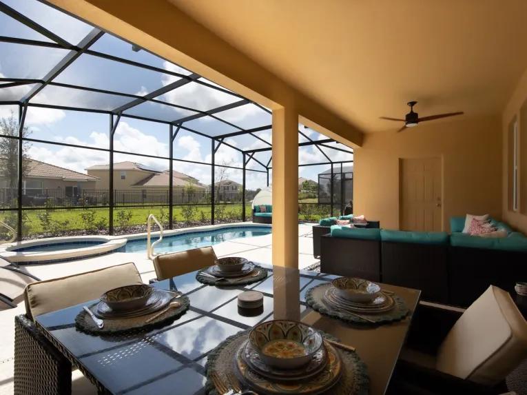 Solterra (5732) 6-bedroom Villa in Davenport