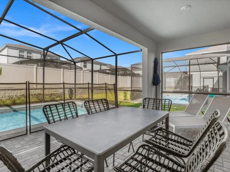 Windsor Island (24905) 5-bedroom Villa in Davenport