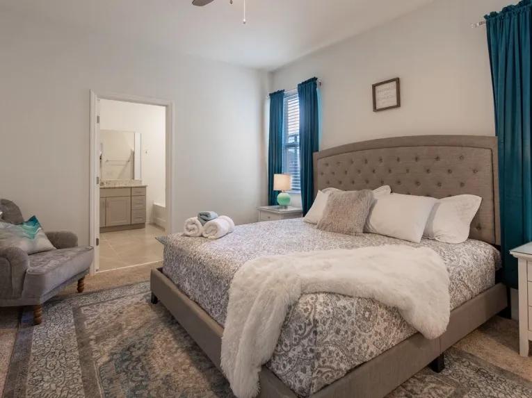 Solterra (5732) 6-bedroom Villa in Davenport