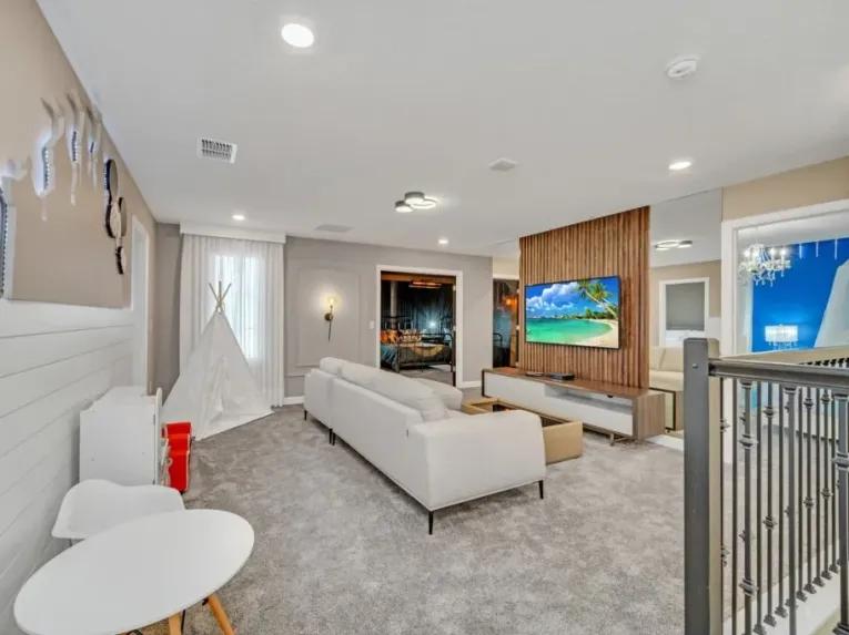 Storey Lake (7401) 9-bedroom Villa in Kissimmee