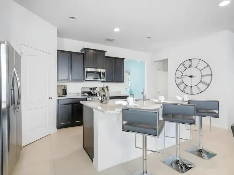 Solterra (24952) 7-bedroom Villa in Davenport