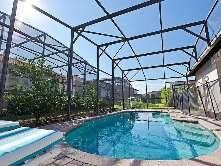 High Grove (7011) 4-bedroom Villa in Clermont