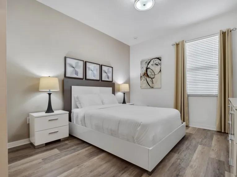 Solterra (7733) 14-bedroom Villa in Davenport
