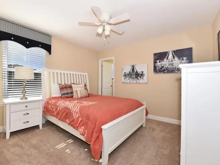 Solterra (3121) 6-bedroom Villa in Davenport