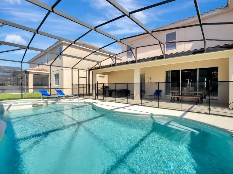 Solterra (7744) 9-bedroom Villa in Davenport