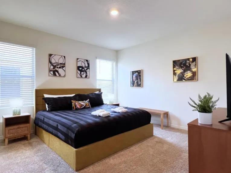 Solterra (24400) 5-bedroom Villa in Davenport