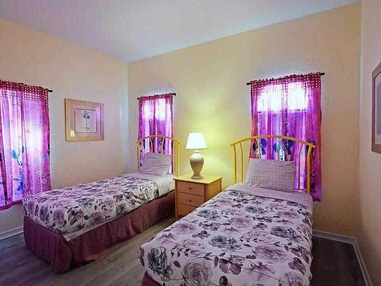 High Grove (7011) 4-bedroom Villa in Clermont