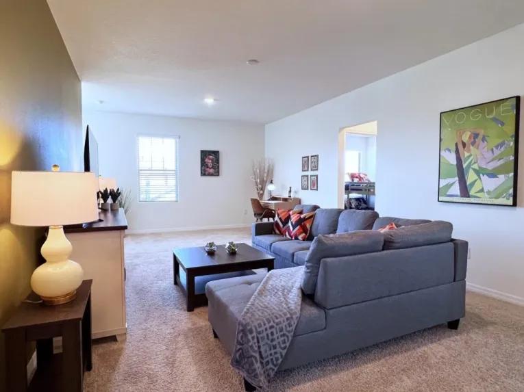 Solterra (24400) 5-bedroom Villa in Davenport