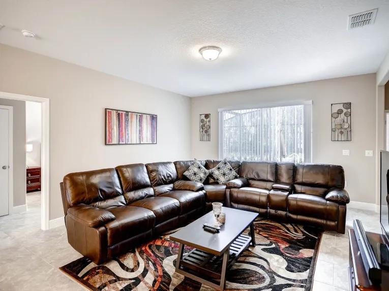 Solterra (5143) 5-bedroom Villa in Davenport