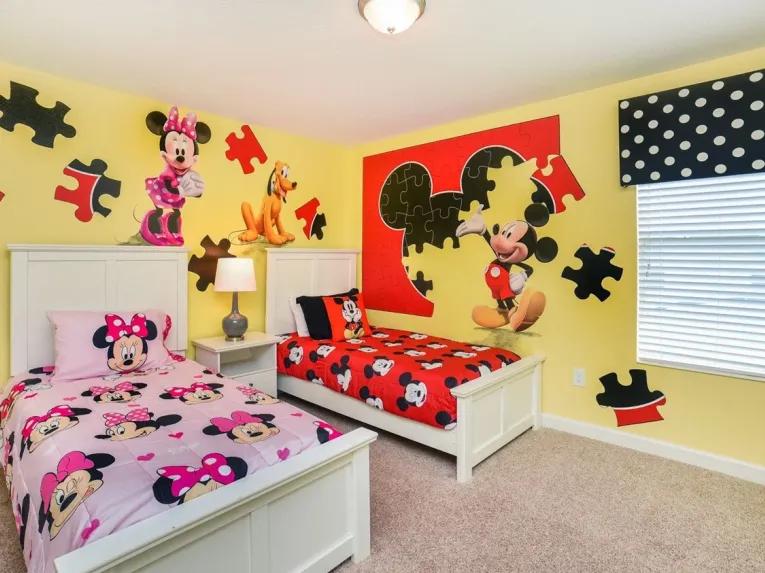 Storey Lake (5939) 6-bedroom Villa in Kissimmee