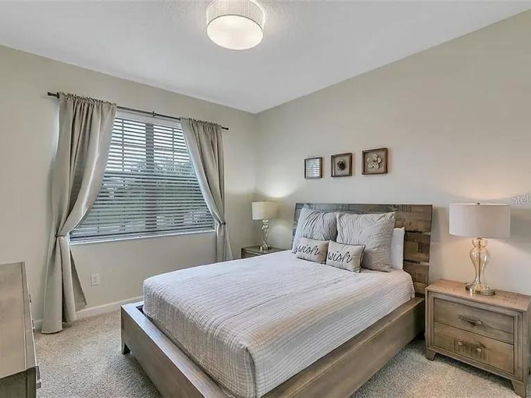 Storey Lake (5985) 5-bedroom Villa in Kissimmee