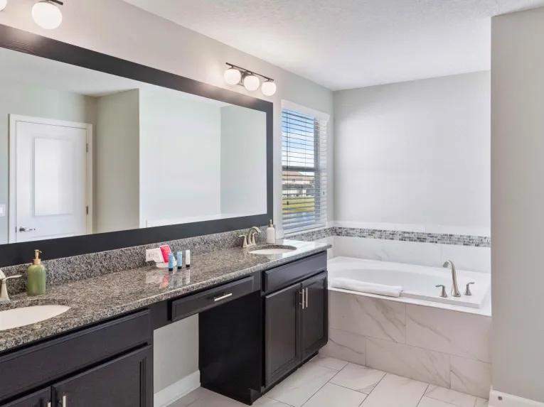 Storey Lake (29303) 5-bedroom Villa in Kissimmee