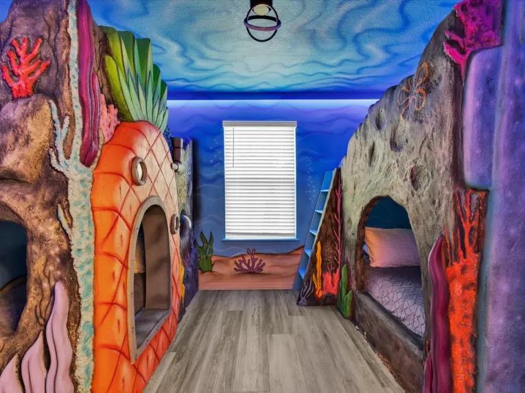 Windsor Island (11628) 10-bedroom Villa in Davenport