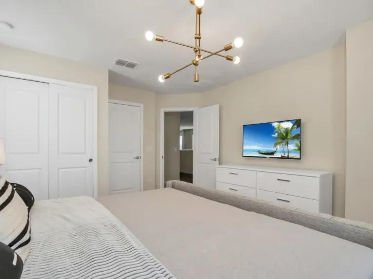 Windsor Island (4937) 7-bedroom Villa in Davenport