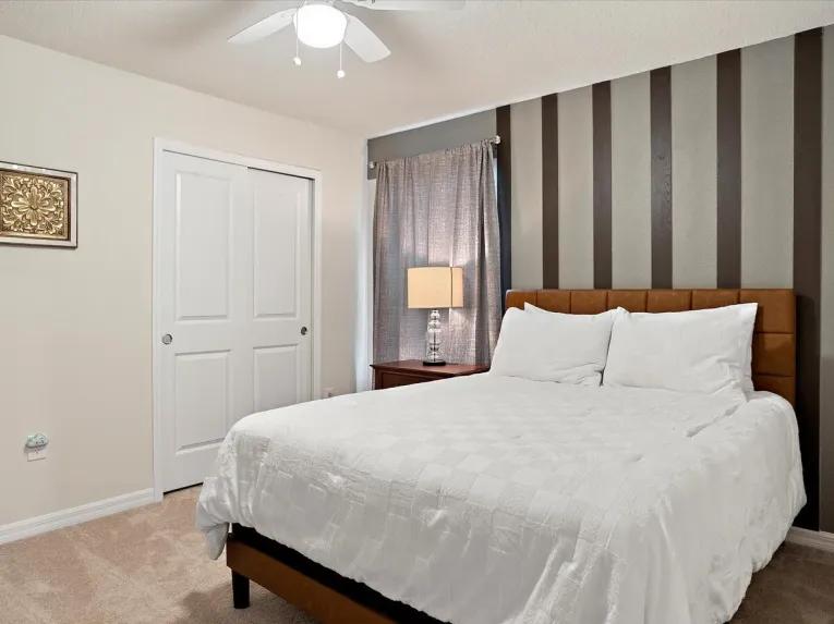 Windsor Island (24908) 7-bedroom Villa in Davenport