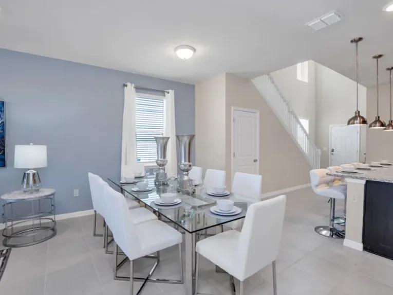 Windsor Island (5526) 6-bedroom Villa in Davenport