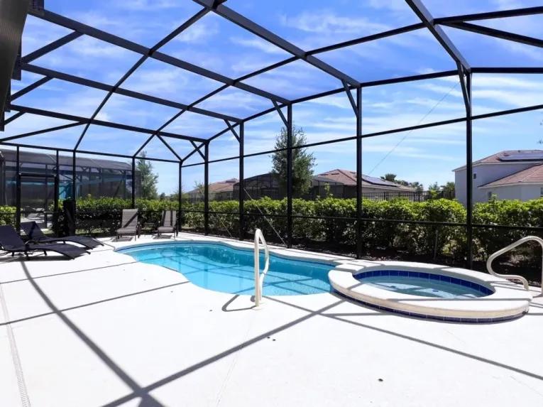 Solterra (24400) 5-bedroom Villa in Davenport